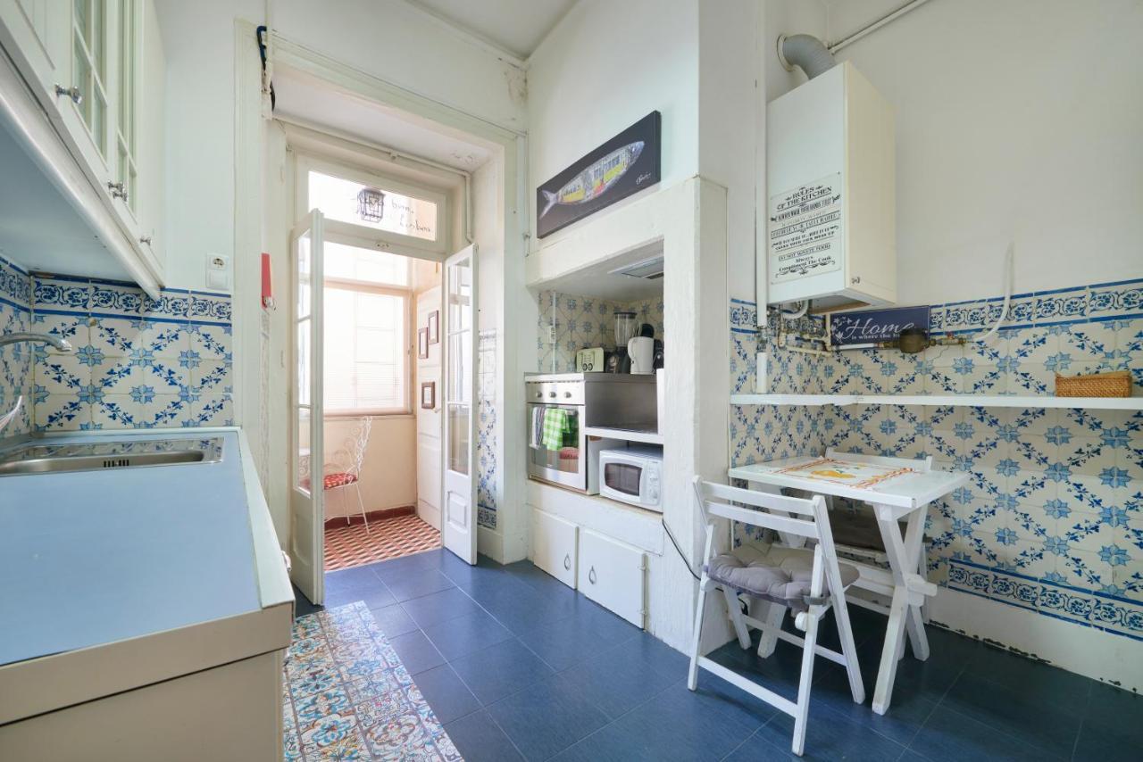 Brand New Hostel Anjos Lissabon Exterior foto