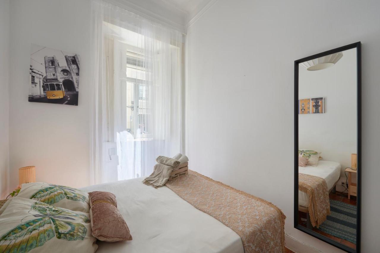 Brand New Hostel Anjos Lissabon Exterior foto