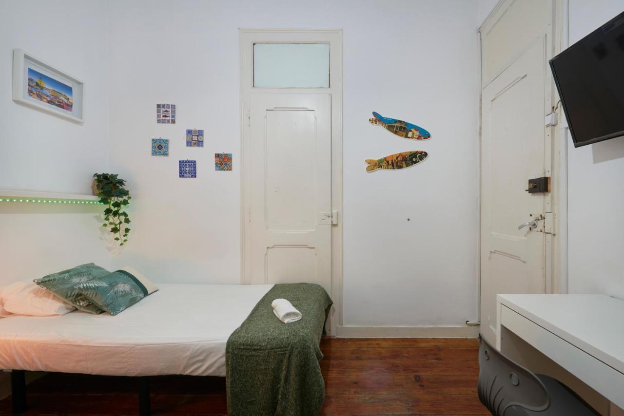 Brand New Hostel Anjos Lissabon Exterior foto