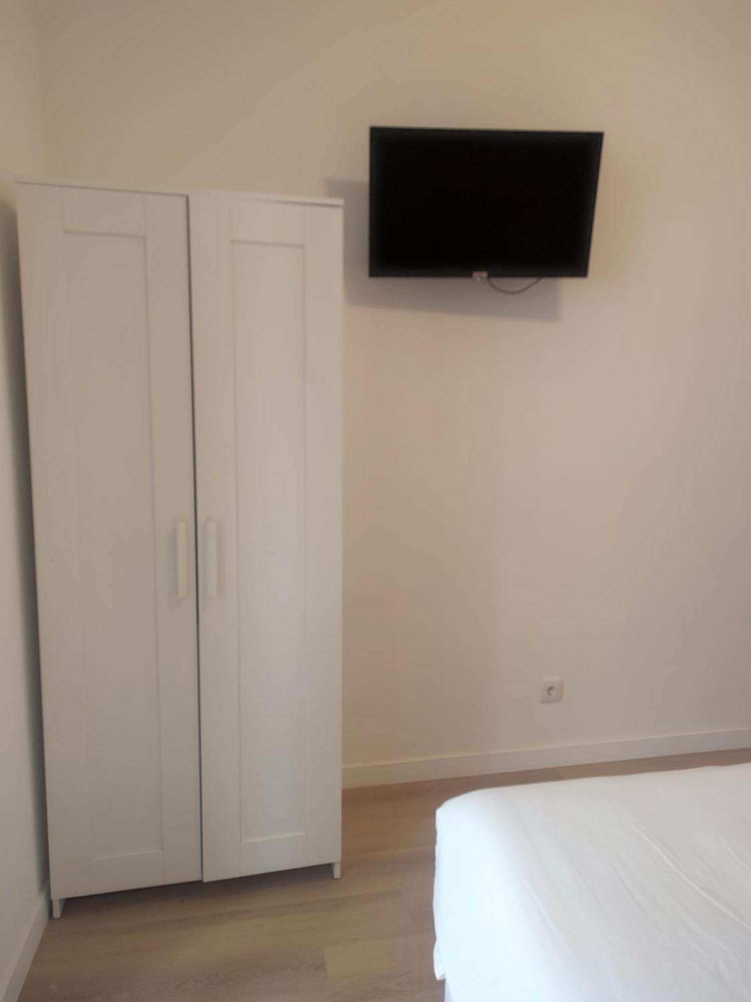 Brand New Hostel Anjos Lissabon Exterior foto
